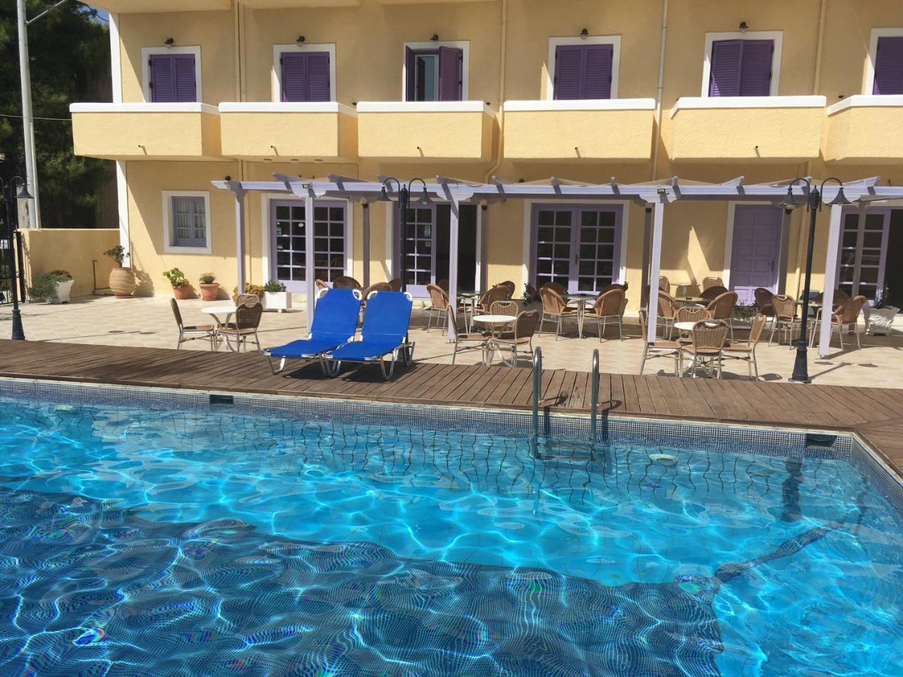 Katerina Hotel Agia Marina  Luaran gambar